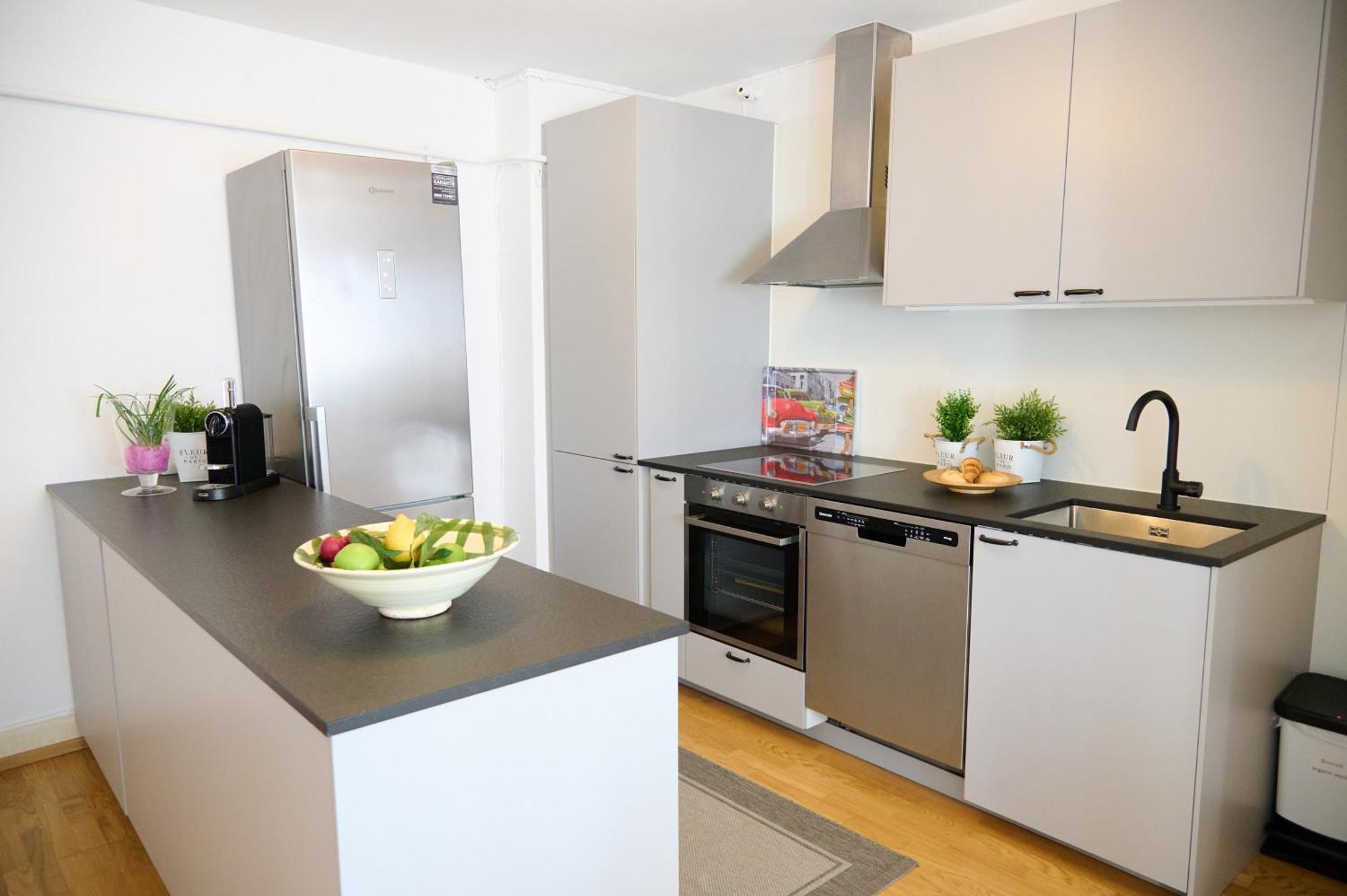 Zentrales Apartment Pfaenderblick Брегенц Екстериор снимка