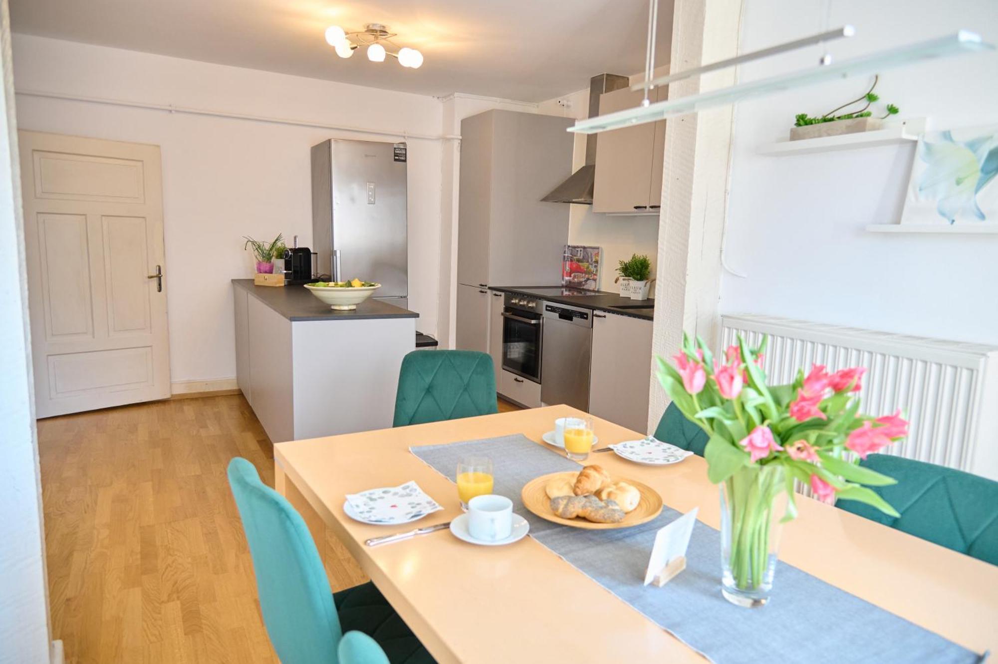 Zentrales Apartment Pfaenderblick Брегенц Екстериор снимка