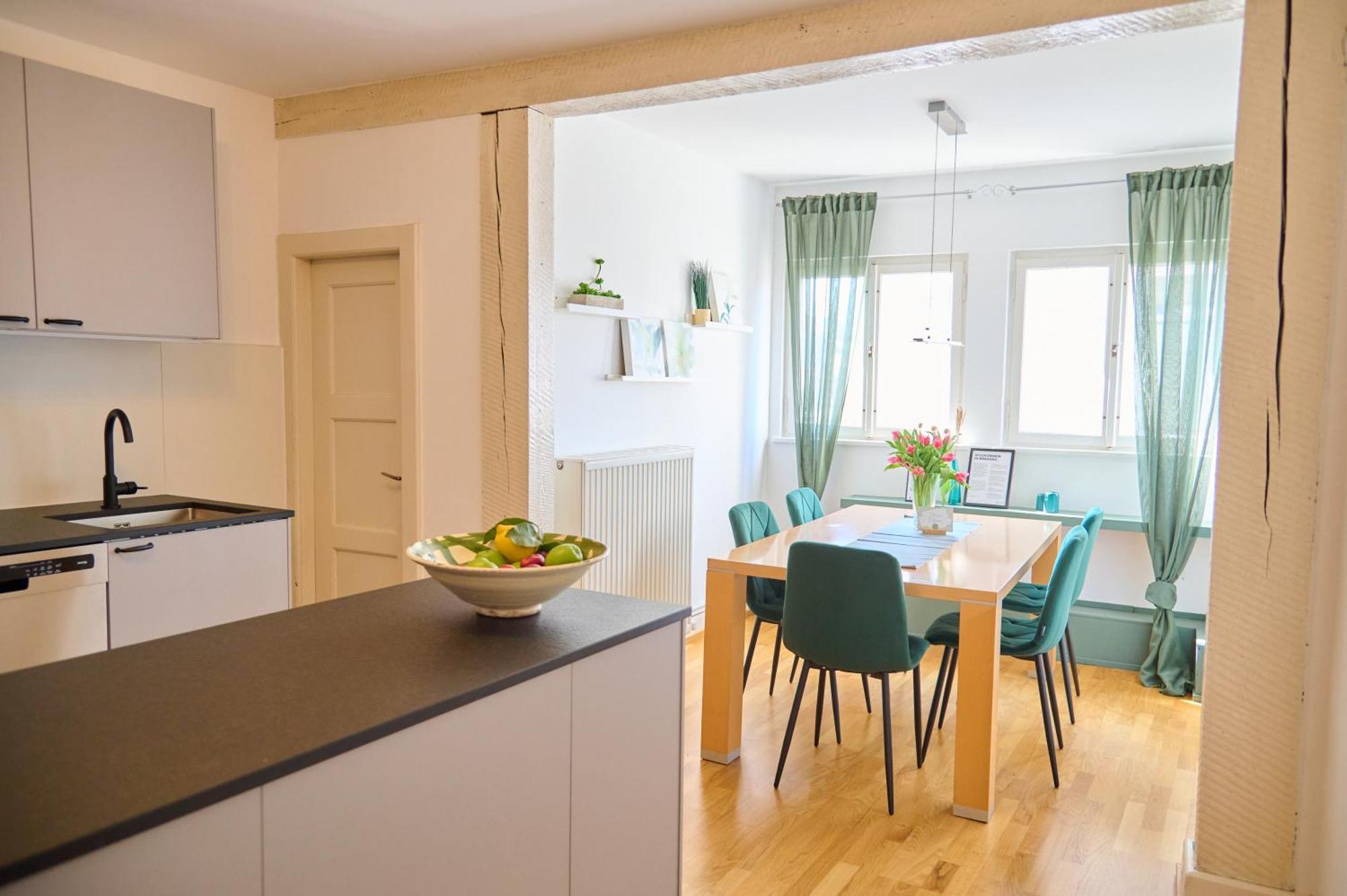 Zentrales Apartment Pfaenderblick Брегенц Екстериор снимка