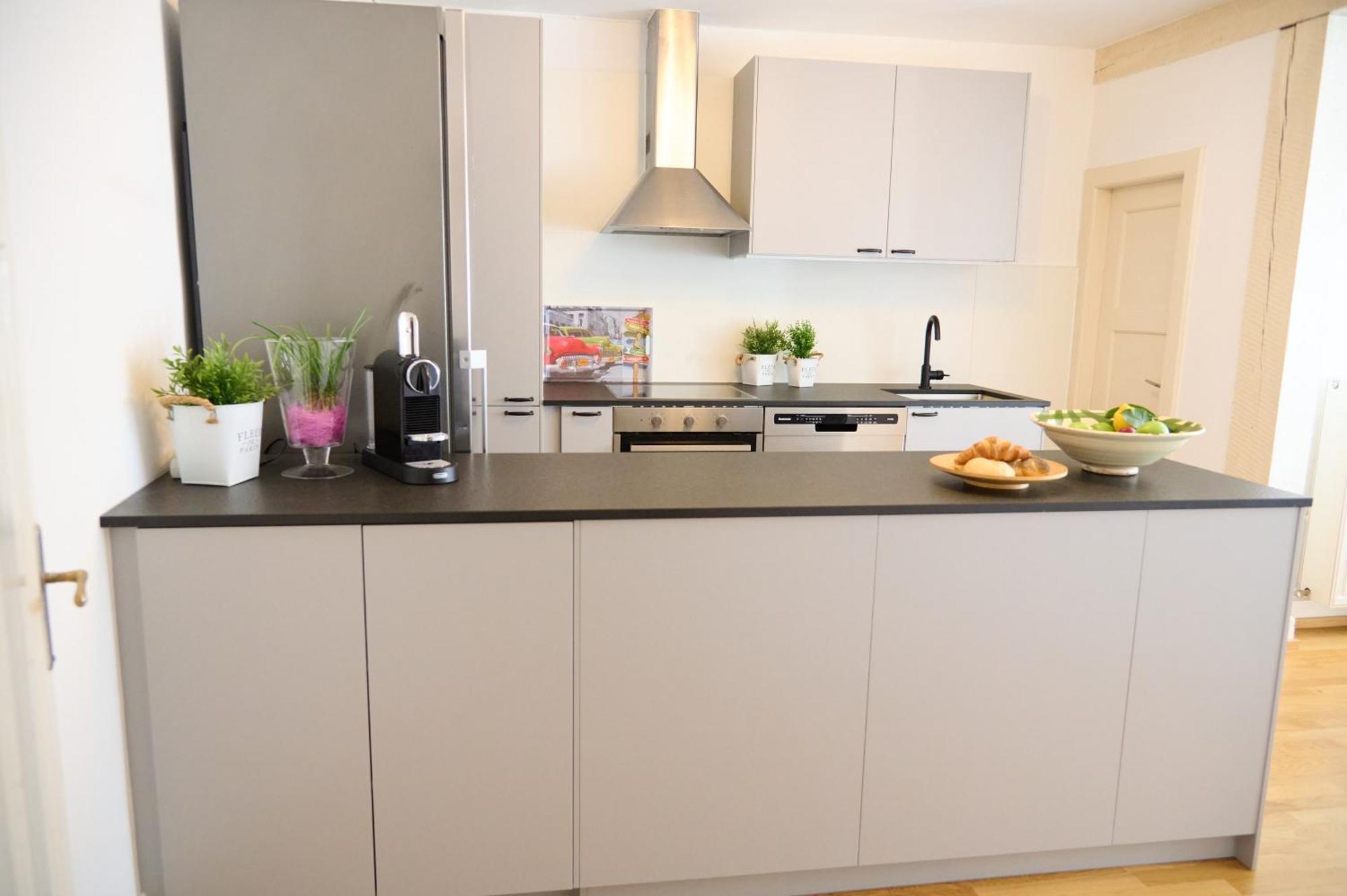 Zentrales Apartment Pfaenderblick Брегенц Екстериор снимка